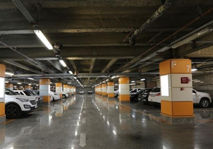 ۷ پارکینگ طبقاتی در قم در حال احداث است